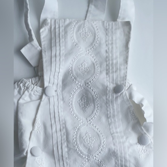 Vintage white Baby Eyelet Romper - Picture 4 of 4